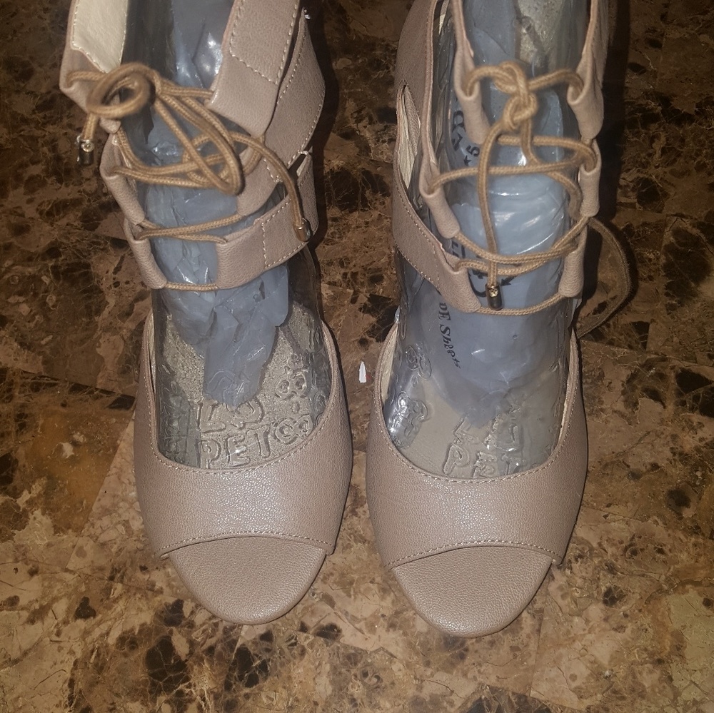 Catos Gladiator Sandals
